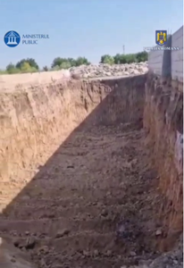 Firme din Ilfov şi Călăraşi, suspectate că îngropau deşeuri în locuri neautorizate, cercetate de procurori / Peste 300.000 de tone de gunoaie ar fi fost îngropate în perioada 2020-2023 / Firme paravan pentru disimularea activităţii