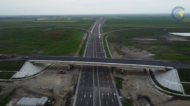 ONG: Încă ne uităm cu jind la cei 40 de kilometri ai Autostrăzii A7 dintre Albeşti-Paleologu şi Stâlpu/Costeşti / Circulaţia între nodurile Albeşti-Paleologu şi Mizil s-ar putea redeschide săptămâna asta

