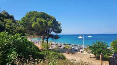 Primarul din Skiathos estimează sosirea a 15.000 de turişti români în acest an. ”Românii şi grecii au multe în comun, m-am simţit ca acasă în Bucureşti”