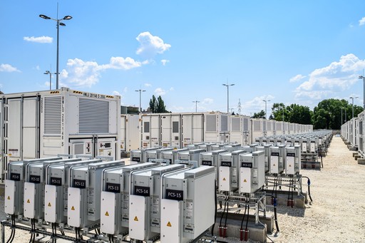 MET Group inaugurează cea mai mare instalaţie de stocare a energiei în baterii din Ungaria 