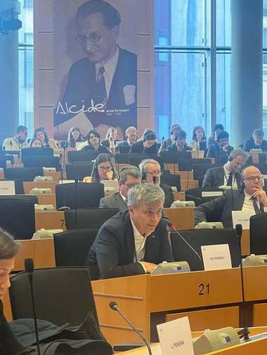 Europarlamentarul Virgil Popescu: Obligaţia de stocare a gazelor naturale va fi prelungită până la 31 decembrie 2027