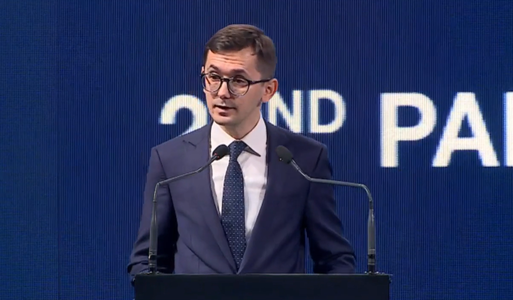 Pavel Popescu, replică pentru deputatul AUR Laura Gherasim: Încurajarea discursului liber ar trebui să fie prioritatea fiecărui reglementator. Avem nevoie de mai puţină reglementare şi mai mult discurs liber protejat