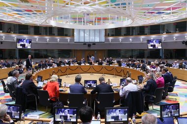 Ministrul Finanţelor, la Bruxelles: În două săptămâni de la învestirea Guvernului, România a adoptat cel mai important pachet fiscal din ultimii 15 ani/ pentru a reveni la disciplina fiscal-bugetară cerută de contextul european şi de interesele naţionale