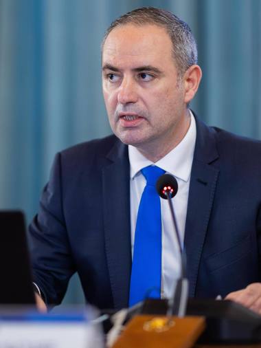 Nazare: România este deja percepută ca mai stabilă şi mai credibilă / Emisiune de obligaţiuni pe pieţele externe cu cerere foarte mare / Ne dă încredere că pachetul fiscal este bine calibrat