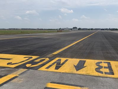 Aeroportul Internaţional Otopeni inaugurează o nouă cale de rulare a aeronavelor şi cinci poziţii de parcare pentru avioane