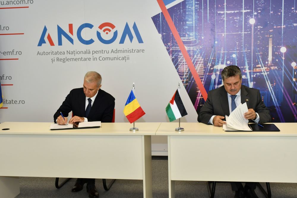 Autoritatea din Comunicaţii a semnat un Memorandum de cooperare cu TRC, autoritatea omoloagă din Iordania, pentru cooperare în administrarea spectrului radio, politici privind sateliţii şi monitorizarea frecvenţelor satelitare