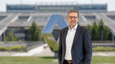 Renault îşi reduce estimările pentru 2025 şi îl numeşte pe Duncan Minto CEO interimar