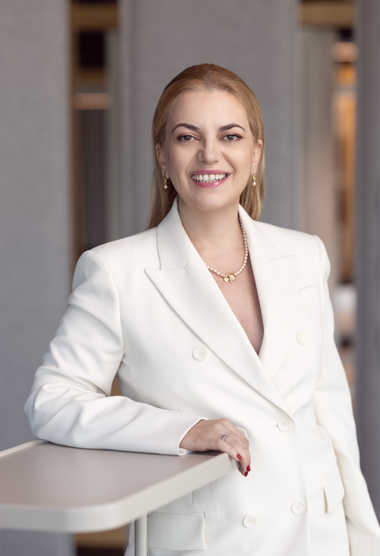 Gabriela Lupaş-Ţicu a fost numită în funcţia de director general al NN Asigurări. Are peste 25 de ani de experienţă în roluri de conducere în companii internaţionale. ASF a aprobat numirea