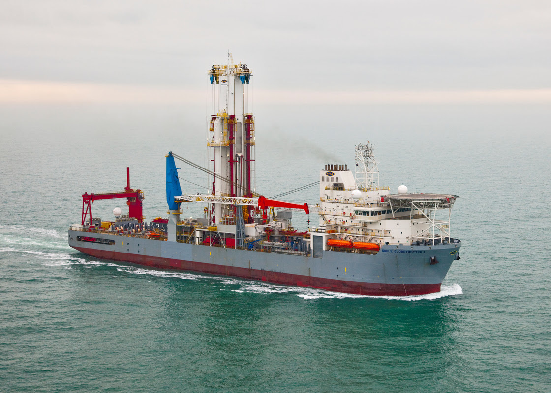 OMV Petrom şi NewMed Energy semnează contractul de 80 milioane dolari pentru nava de foraj care va explora în zona Mării Negre din Bulgaria 