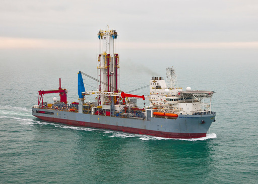 OMV Petrom şi NewMed Energy semnează contractul de 80 milioane dolari pentru nava de foraj care va explora în zona Mării Negre din Bulgaria  