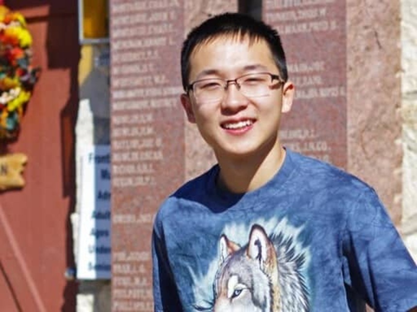 Meta l-a numit pe Shengjia Zhao, co-creatorul ChatGPT, în funcţia de cercetător-şef al AI Superintelligence Lab