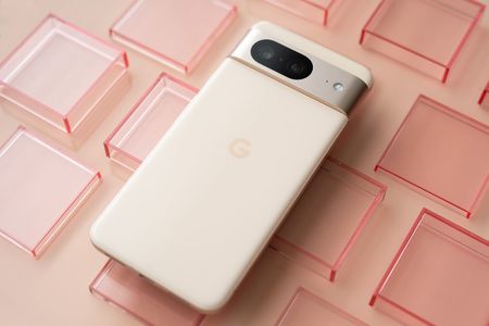 Google urcă pe locul patru la vânzările de smartphone-uri în SUA