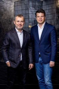 One United Properties se extinde în Sibiu, unde a cumpărat un teren situat pe fosta platformă industrială Flaro pe care va construi clădiri rezidenţiale şi de birouri/ Clădirea fostei fabrici de stilouri Gratioza, fondată în 1922, va fi restaurată