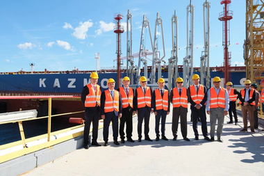 KazMunayGas exportă primul transport de ţiţei către o rafinărie din Ungaria, prin Croaţia