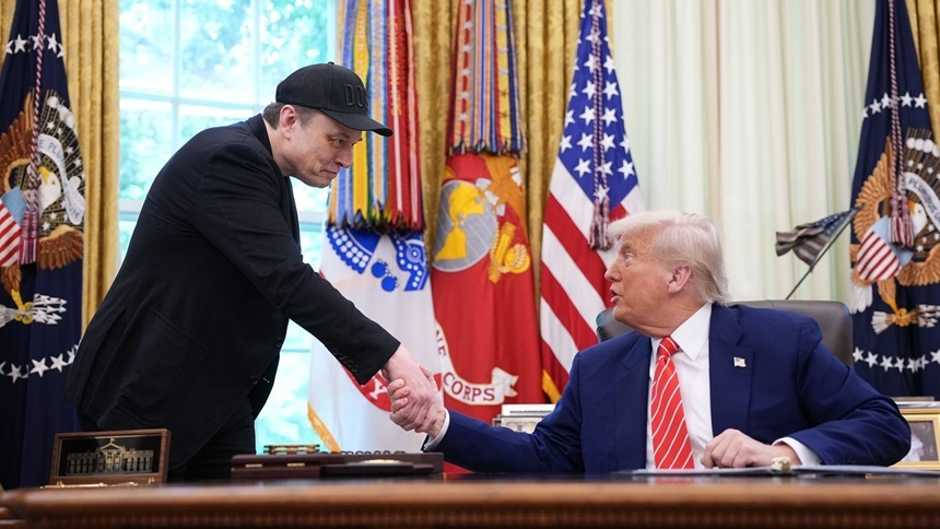 Administraţia Trump renunţă oficial la emailul săptămânal cu ”cinci realizări”, impus de Elon Musk funcţionarilor federali
