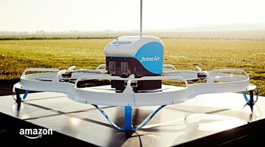 Statele Unite propun noi reguli pentru drone, care ar putea permite livrări ale Amazon şi Starbucks pe calea aerului