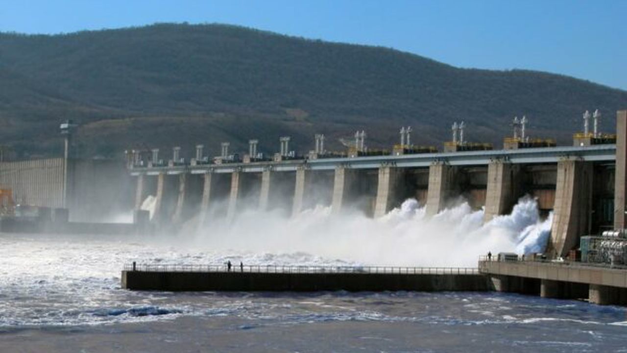 Profitul net al Hidroelectrica a scăzut în primul semestru cu 41%, la 1,587 miliarde lei