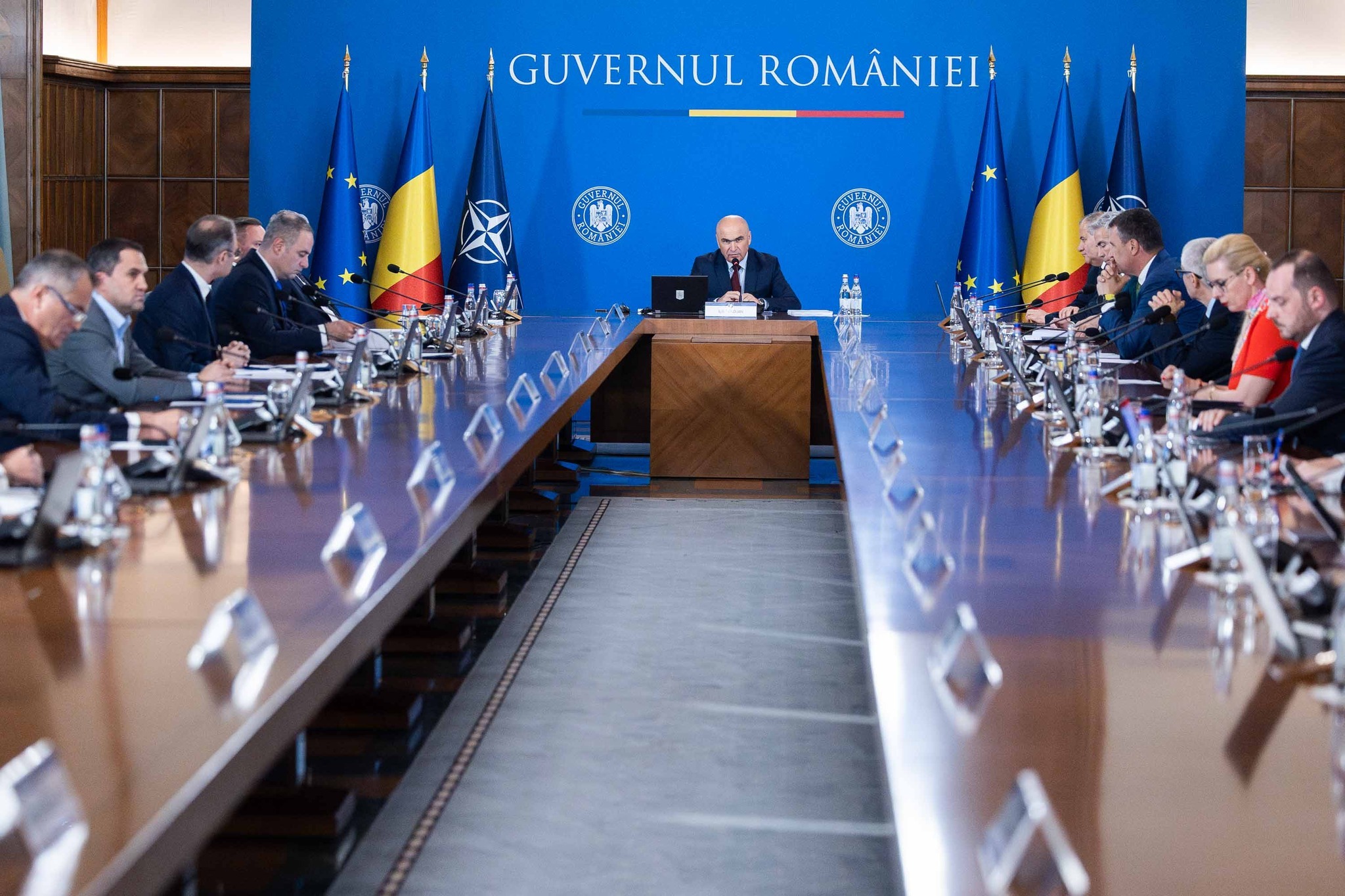 Guvernul, despre PNRR: Reprezentanţii Comisiei şi-au exprimat îngrijorarea cu privire la ritmul redus de implementare a unui număr semnificativ de investiţii / Memorandum adoptat 