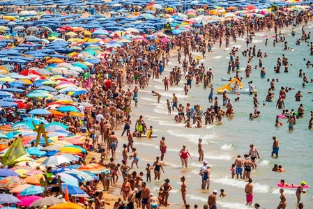 Economia Spaniei accelerează: cea mai mare creştere din zona euro, impulsionată de turism, investiţii şi imigraţie