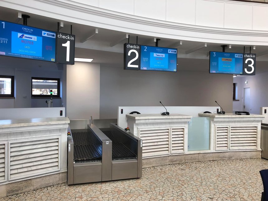 Guvernul a aprobat strategia de dezvoltare a infrastructurii la Aeroportul Băneasa. Ea prevede dezvoltarea unui nou terminal, construirea unui hangar pentru aviaţia generală şi asigurarea unei capacităţi de procesare de minimum 800 de pasageri/oră de vârf