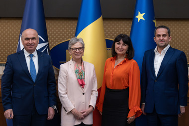 Premierul Ilie Bolojan, discuţii cu o delegaţie a Băncii Europene pentru Reconstrucţie şi Dezvoltare (BERD), despre proiectele de investiţii aflate în derulare şi iniţiativele prioritare viitoare