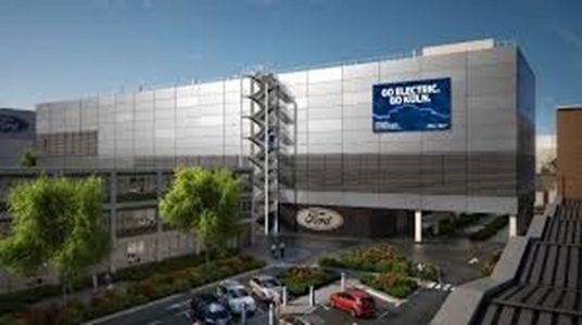 Ford va concedia până la 1.000 de angajaţi la uzina de maşini electrice din Köln