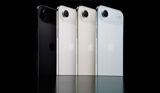 Seria iPhone 17 este disponibilă de vineri în România