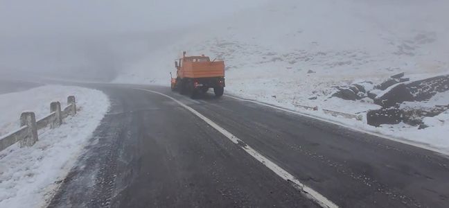 Sectoare de drum de pe Transfăgărăşan şi Transalpina s-au închis începând de luni  / Explicaţiile CNAIR