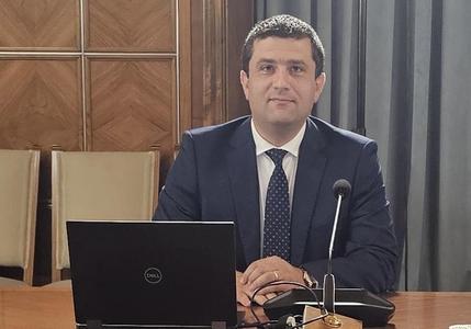 Radu Miruţă: În 29 noiembrie vom spune obiectivele pe care Armata Română vrea să le achiziţioneze prin SAFE şi care sunt firmele potenţiale care concurează pentru fiecare produs / Contractul va fi încheiat şase luni mai târziu 
