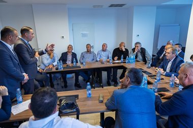 Ministrul Energiei anunţă că toate cele 5 grupuri ale CE Oltenia vor fi operaţionale în această iarnă / Trei dintre grupuri vor continua să funcţioneze până în 2030 / Se caută soluţii pentru Rovinari 6 şi Turceni 4