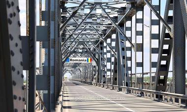 Circulaţia pe Podul Prieteniei Giurgiu-Ruse se închide de la ora 09.00 pentru 12 ore / Restricţii de trafic până miercuri dimineaţă / Rute alternative / Recomandări