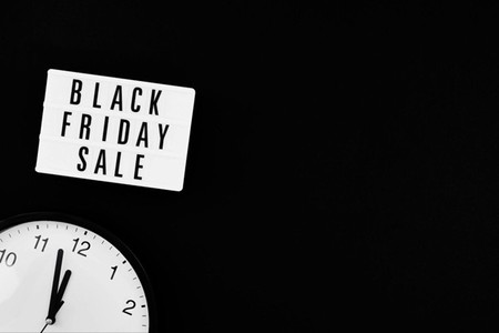 Centrul European al Consumatorilor, recomandări de Black Friday – Nu daţi curs să mesajelor care creează presiune, de genul ”alte 20 de persoane se uită la acest articol” sau ”au mai rămas doar trei articole” / Verificaţi dacă magazinul online este sigur