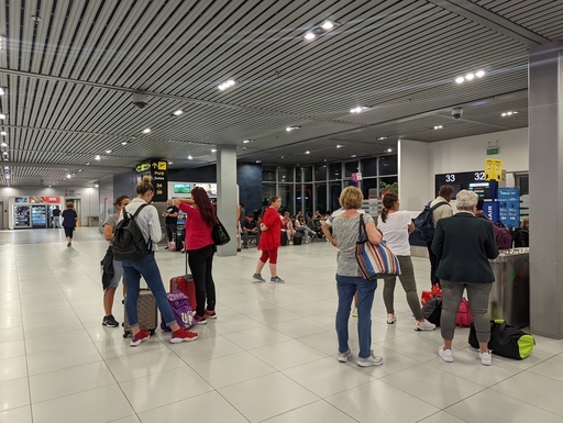 Cele două aeroporturi ale Capitalei au fost tranzitate de 13,28 milioane de pasageri în primele nouă luni, în creştere cu 9,23% faţă de aceeaşi perioadă din 2024, şi se estimează un număr de 17 milioane de pasageri pentru întregul anul 2025