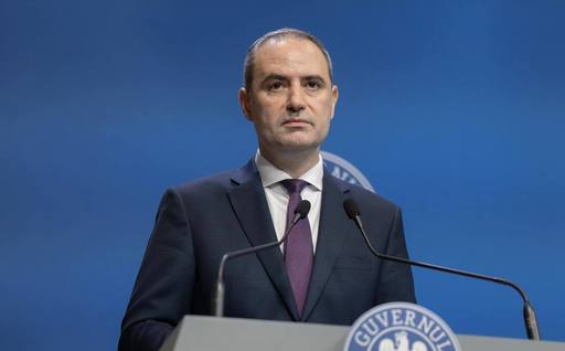 Alexandru Nazare: Comisia Europeană confirmă eficienţa mǎsurilor adoptate de Guvern / Deficit proiectat de 6,2% în 2026 / Schimbǎrile de substanţǎ în modul în care tratǎm finanţele publice transmit semnale importante

