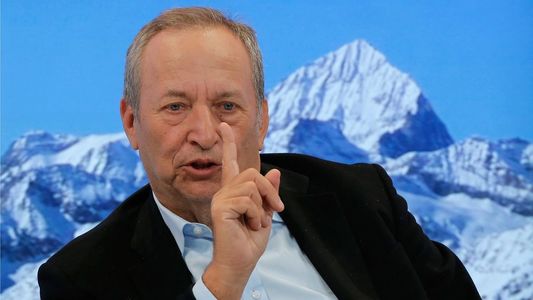 Larry Summers a demisionat miercuri din consiliul de administraţie al OpenAI, după publicarea emailurilor cu Jeffrey Epstein