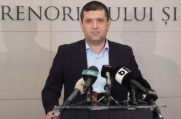 Ministrul Economiei: Lukoil are o datorie. Noi am mai văzut când unii au făcut datorie în ţara asta, au plecat şi noi am luat praful de pe tobă/ Nu trebuie să pierzi instalaţia care produce ceva strategic într-o ţară în care ai produsul respectiv