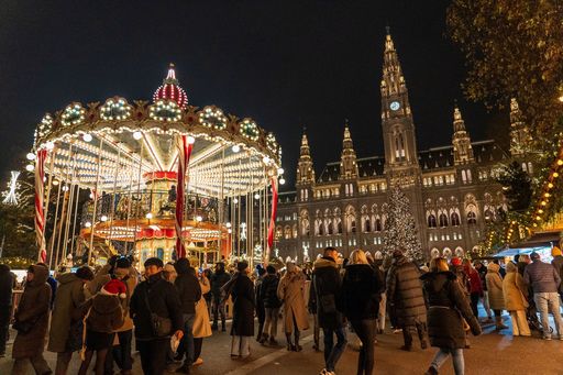 Vola.ro: Viena, Bruxelles, Praga, Nuremberg şi Frankfurt sunt printre cele mai căutate destinaţii în perioada Crăciunului, iar preturile pornesc de la 66 euro / zbor dus-intors
