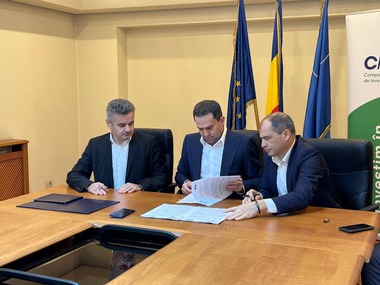 Ministrul Transporturilor anunţă că a fost semnat contractul pentru studiul de fezabilitate al drumului de mare viteză Bucureşti-Giurgiu: Proiectul primului drum de mare viteză care facilitează legătura cu Bulgaria devine unul strategic