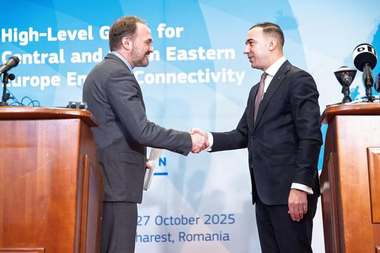 Bogdan Ivan, ministrul Energiei: Comisia Europeană a adoptat „Pachetul European pentru Reţele Energetice” – cadrul care pune în sfârşit România şi Sud-Estul Europei pe harta investiţiilor urgente în infrastructura energetică