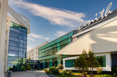 Hotelul Zenith Conference & Spa din Mamaia, de patru stele, a fost vândut către proprietarii complexului Steaua de Mare Hotels & Resorts din Eforie Nord
