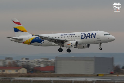 Compania aeriană românească Dan Air a transportat 235.000 de călători în al doilea an de operare pe Aeroportul Internaţional “George Enescu” din Bacău