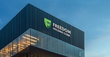 Brokerul Freedom24 a înregistrat în 2025 o creştere de 9% a bazei locale de clienţi români, până la peste 4.300 de investitori, şi va deschide un birou în Bucureşti