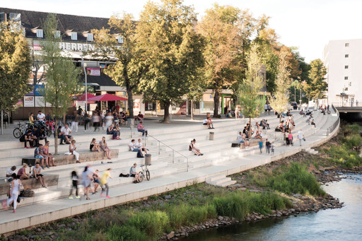 Constructorul Concelex câştigă contractul pentru amenajarea promenadei râului Crasna în Şimleu Silvaniei. Investiţia de 15 milioane lei prevede amenajarea unui prim tronson al albiei râului, de 1,75 km