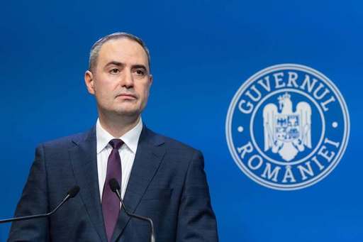 Nazare: Proiecţia de creştere este în jur de 1% pentru 2026, PIB-ul prognozat este 2.045 de miliarde. În privinţa ţintei de deficit, aceasta este spre 6%, este în discuţie