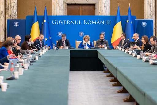 Ministrul Economiei, Irineu Darău: S-a stabilit un calendar clar pentru funcţionarea semnăturii electronice
