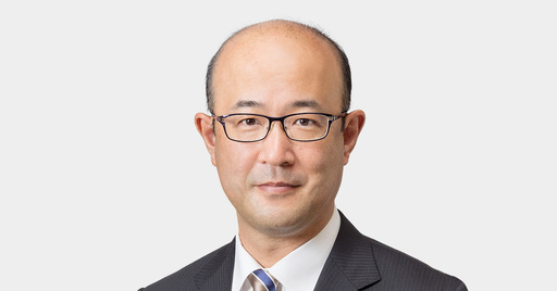 Toyota numeşte un nou CEO după ce a raportat o scădere a profitului. Kenta Kon, noul CEO, actualul director financiar, este considerat un apropiat al lui Akio Toyoda, nepotul fondatorului companiei 