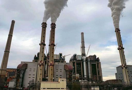 Activitatea minei Rovinari, afectată de o alunecare de teren produsă din cauza precipitaţiilor abundente din ultimele zile/ Nu s-au înregistrat victime/ Producţia de cărbune, afectată cu aproximativ 2.000 de tone