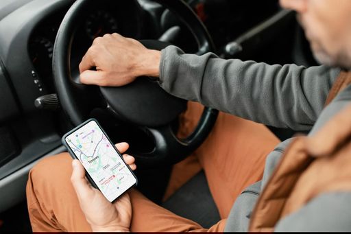 ANAF, controale la firme de ride-sharing – S-au confiscat peste 55 de milioane de lei încasaţi numerar fără documente justificative / Activitatea a peste 4.900 de maşini, suspendată / Sesizări penale pentru evaziune fiscală

