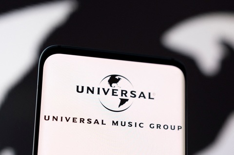 Universal Music amână listarea în SUA invocând incertitudinea de pe pieţele financiare