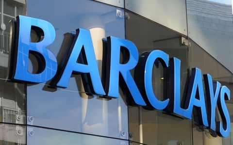 Barclays avertizează că petrolul Brent ar putea ajunge la 120 de dolari pe baril dacă tensiunile din Orientul Mijlociu continuă
